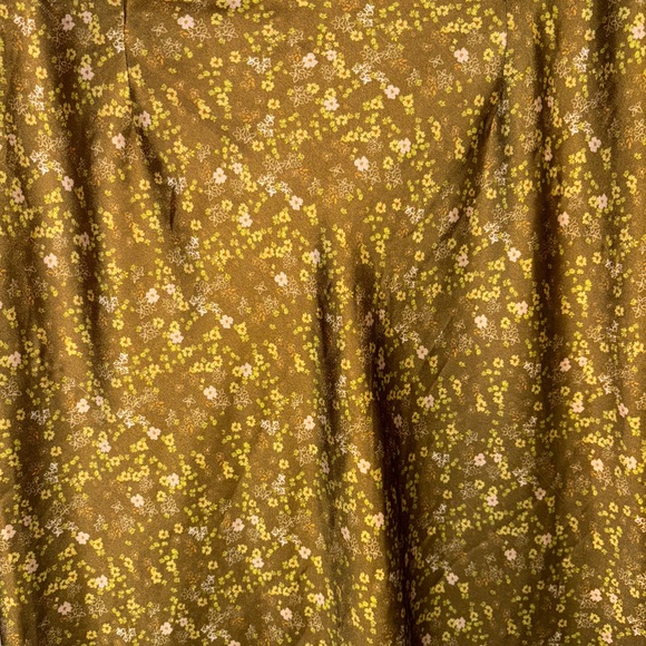 SILKY MIDI SKIRT - Picture 6 of 7